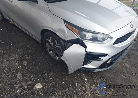 2019 Kia Forte Lxs z USA, uszkodzony, nr VIN 3KPF24AD4KE130998